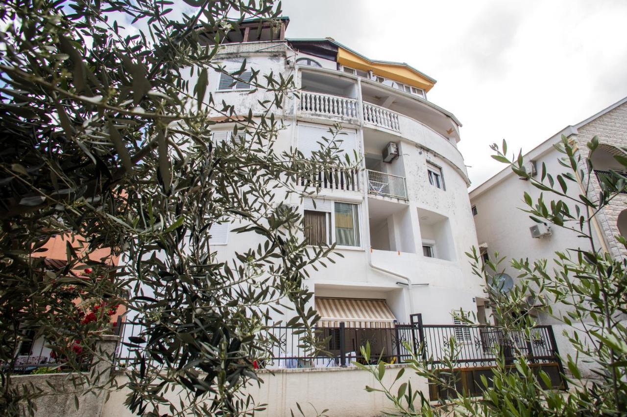 Dom B Apartments Budva Exterior foto